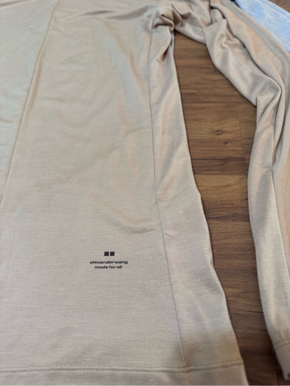 Alexander Wang for Uniqlo HEATTECH Tan and Grey Long-Sleeve Tops set of 2 - Picture 5 of 7